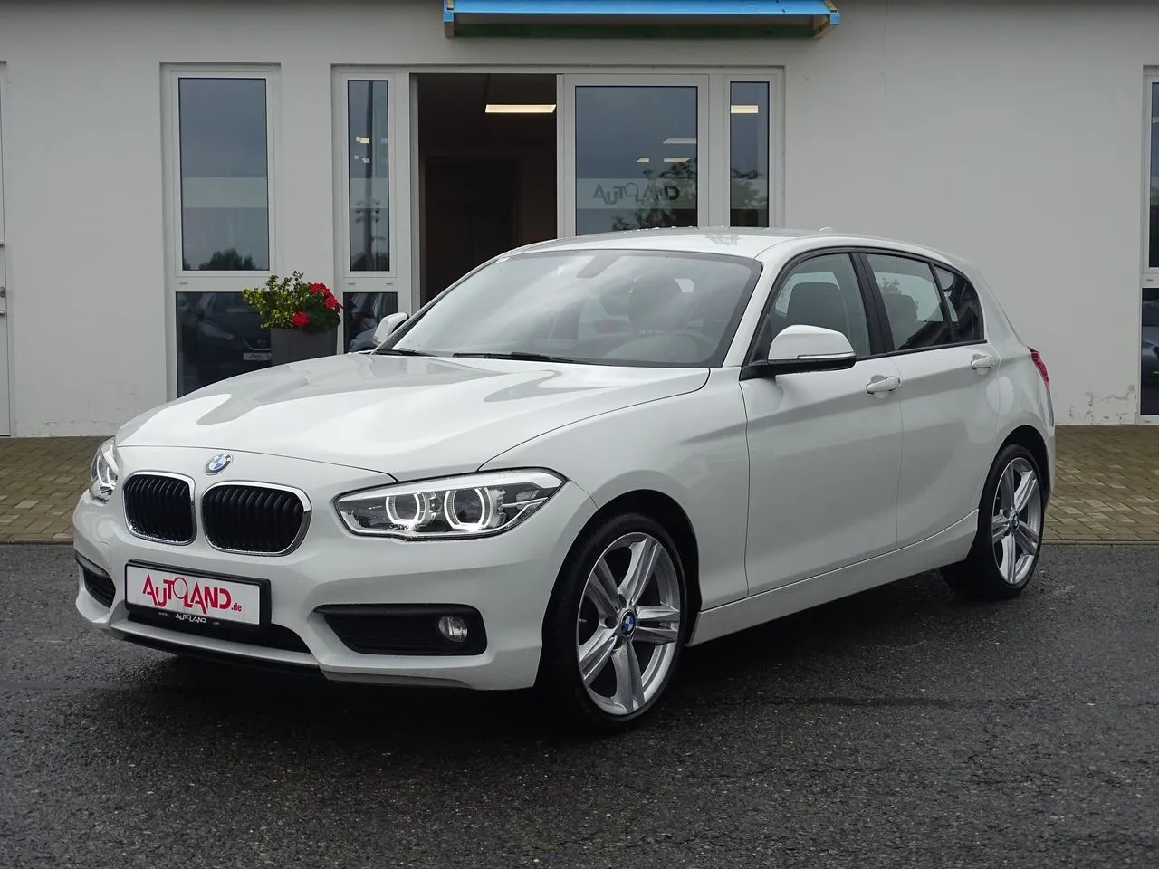 BMW 1er Reihe 118i Advantage...  Image 1