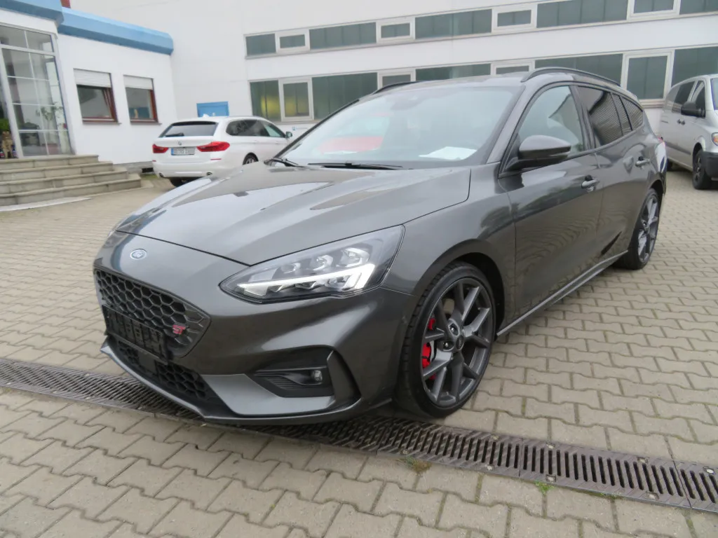 Ford Focus TURNIER 2,3 ST*PERFORMANCE*NAVI*IACC* Image 3