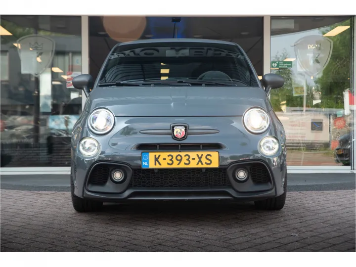 Fiat 500 1.4 T-Jet Abarth Competizione  Image 2